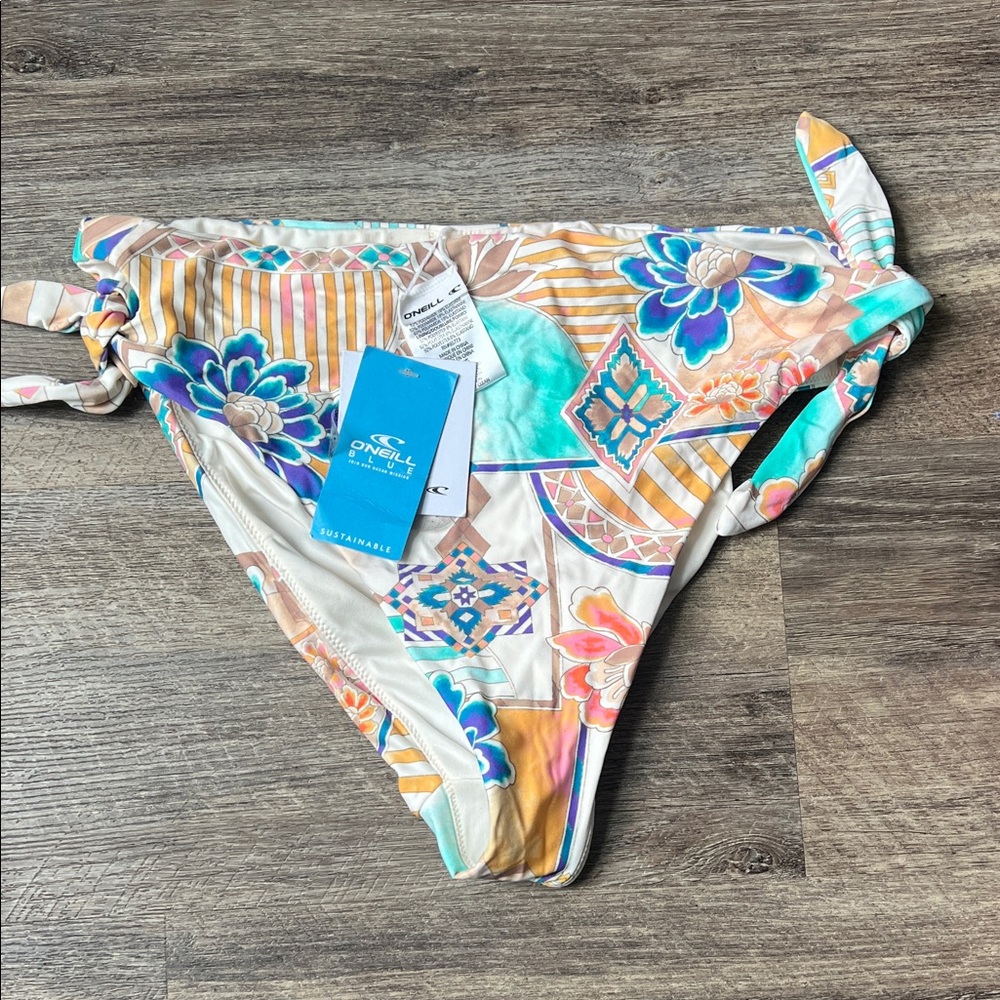O’Neil Womena Zephora Bikini Bottoms NWT multicolor Size Large ⚫️